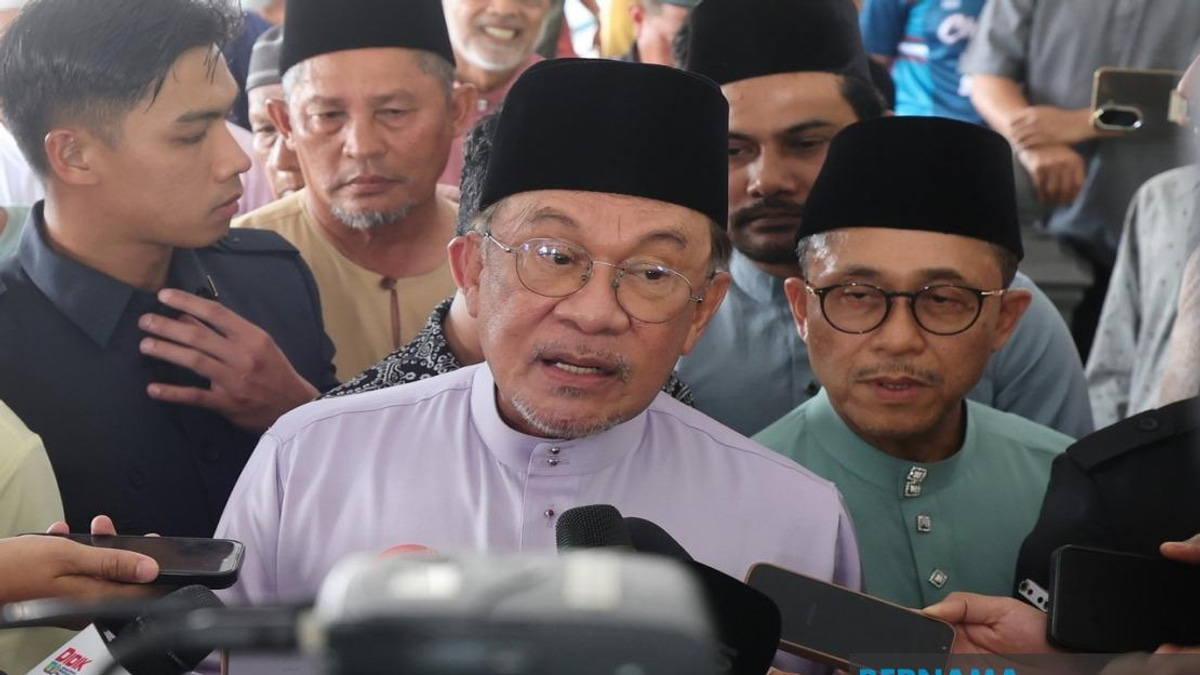 Anwar Pushes Local Councils To Speed Up Development Approvals