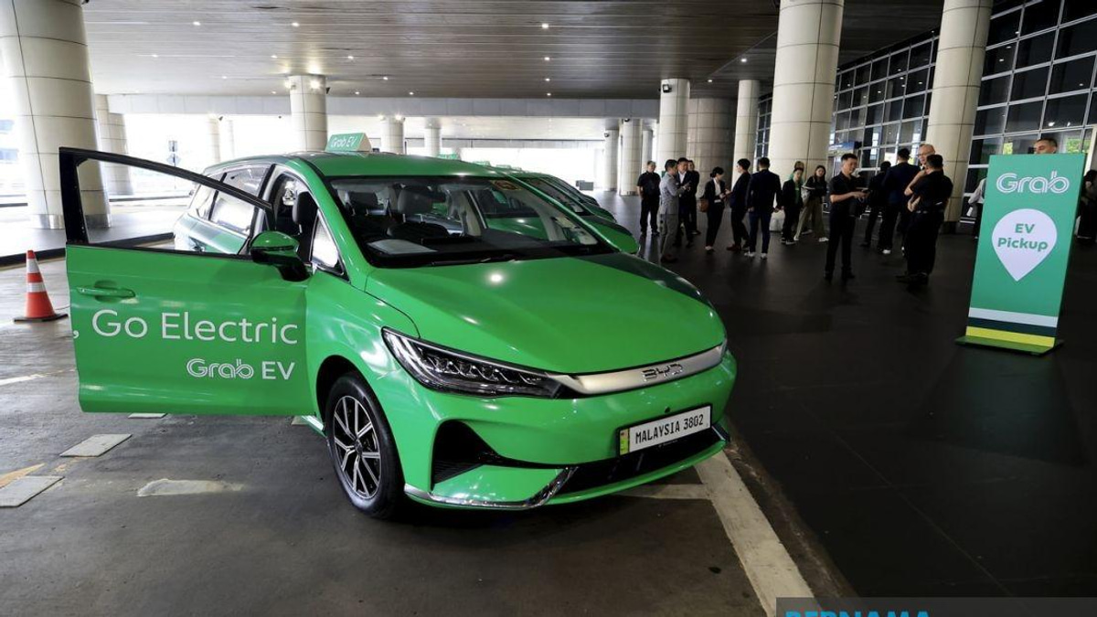 E-Hailing Driver Safety Must Become a National Priority, Says Lee Lam Thye