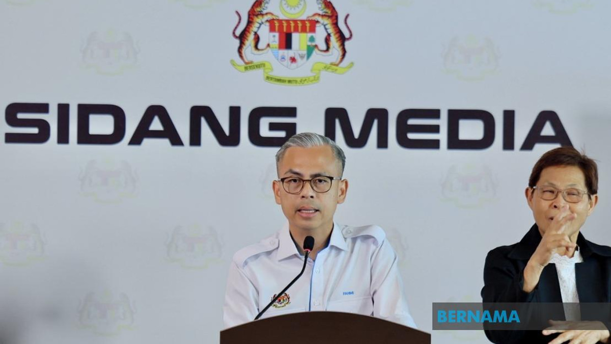 Malaysia Seeks Cross-Party Support for Constitutional Bill Separating Attorney-General and Public Prosecutor Roles