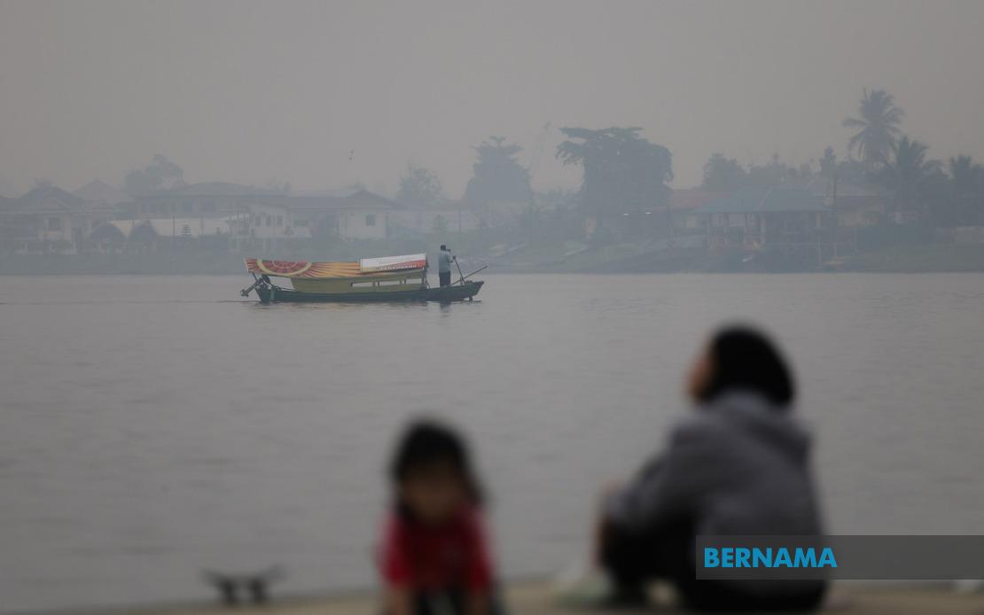 Malaysia Launches Cloud Seeding in Haze-Hit Regions as Air Quality Deteriorates and Water Reserves Drop