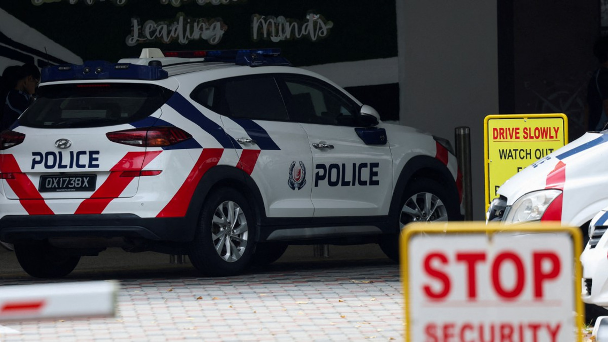 Singapore arrests 15-year-old over school bomb threat