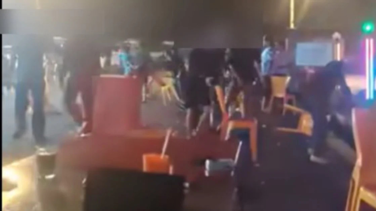 Four arrested after violent brawl erupts at Kulai restaurant over chairs