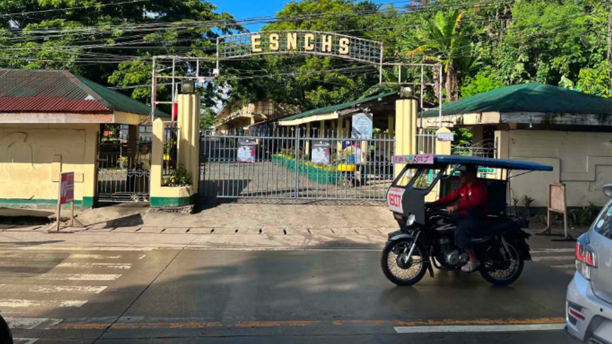 Philippine high school shut down after bomb and gun threats surface online