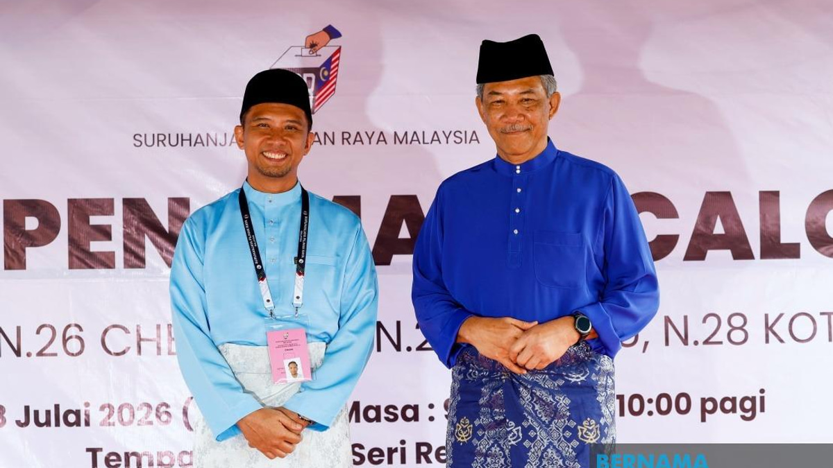 Mohamad Hasan to Defend Rantau Seat Against Doctor Challenger in Negeri Sembilan Poll