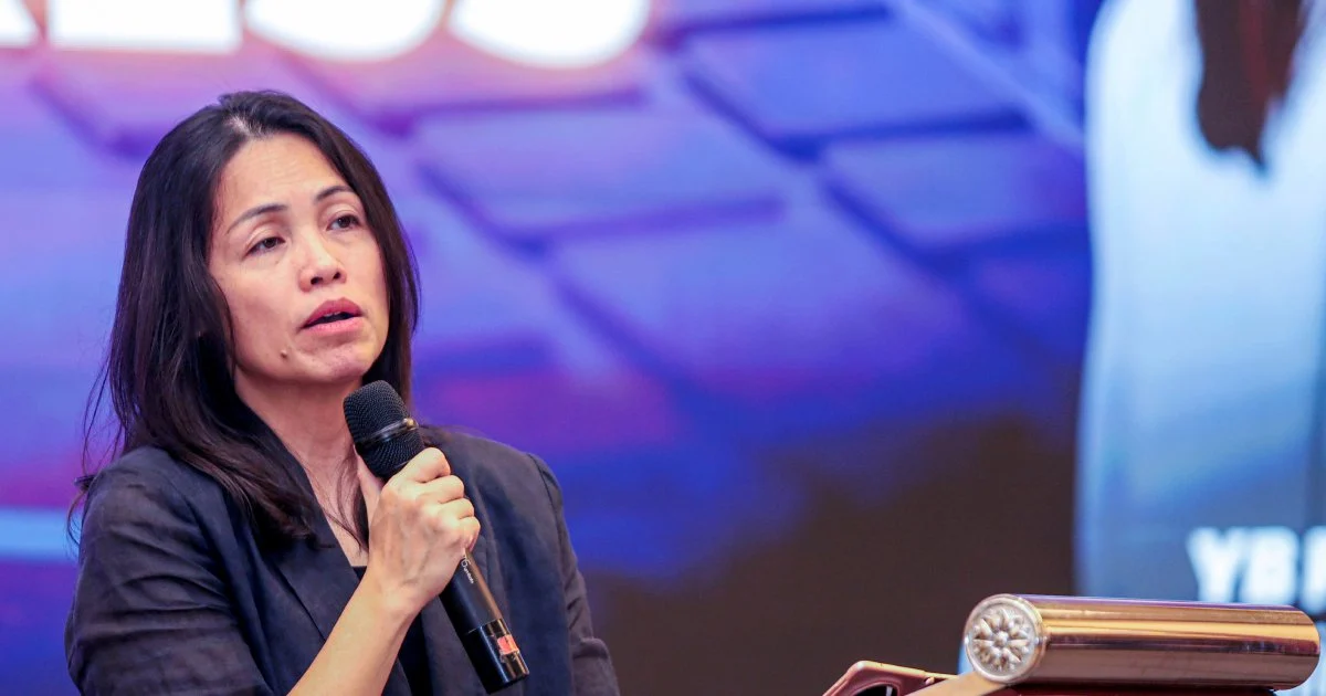 Teo Urges J-Kom Chief to Mind Language on Race, Religion and Royalty Issues
