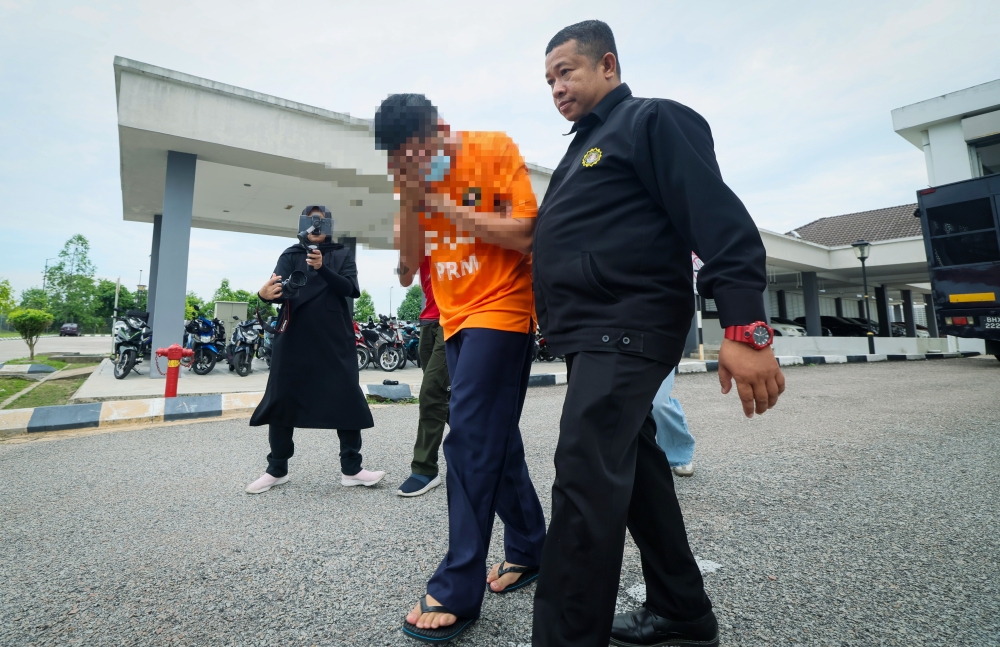 Kelantan Police Station Chief Held for a Week as MACC Investigates RM500 Bribery Allegation