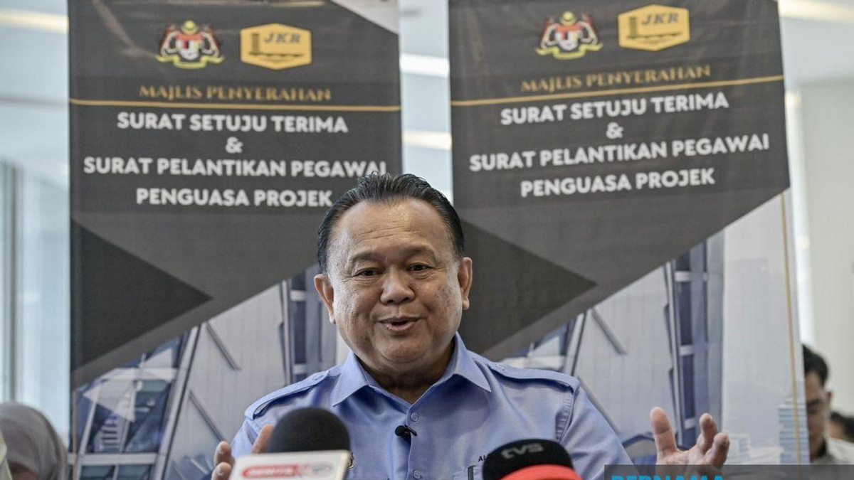 JKR Projects Must Deliver on Time, Budget and Quality, Says Works Minister