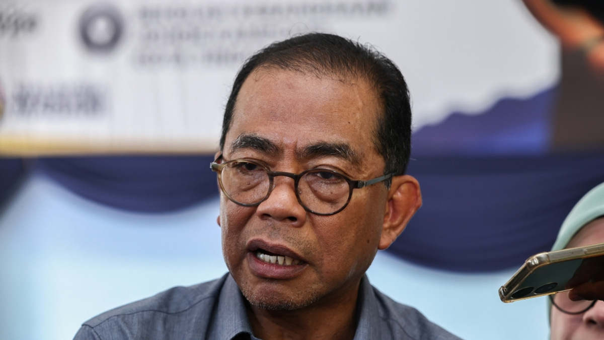 Defence Ministry clarifies military's authority to hold exercises without state rulers' approval