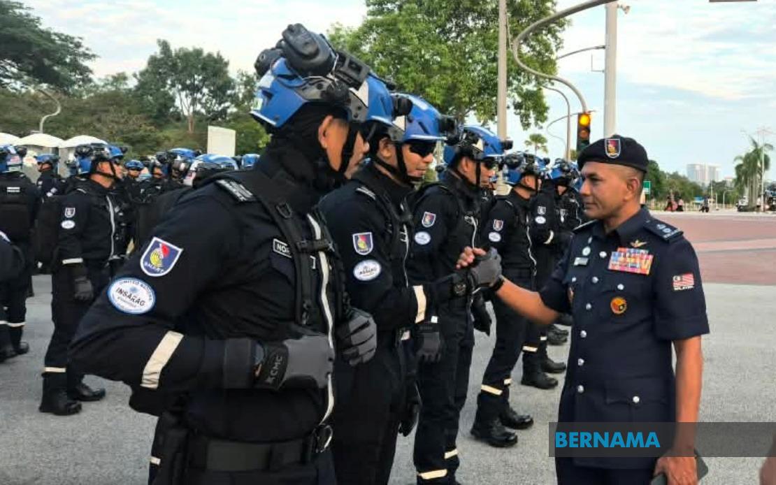 Malaysia's SMART Team Stands Ready to Deploy to Nepal as Death Toll Exceeds 800