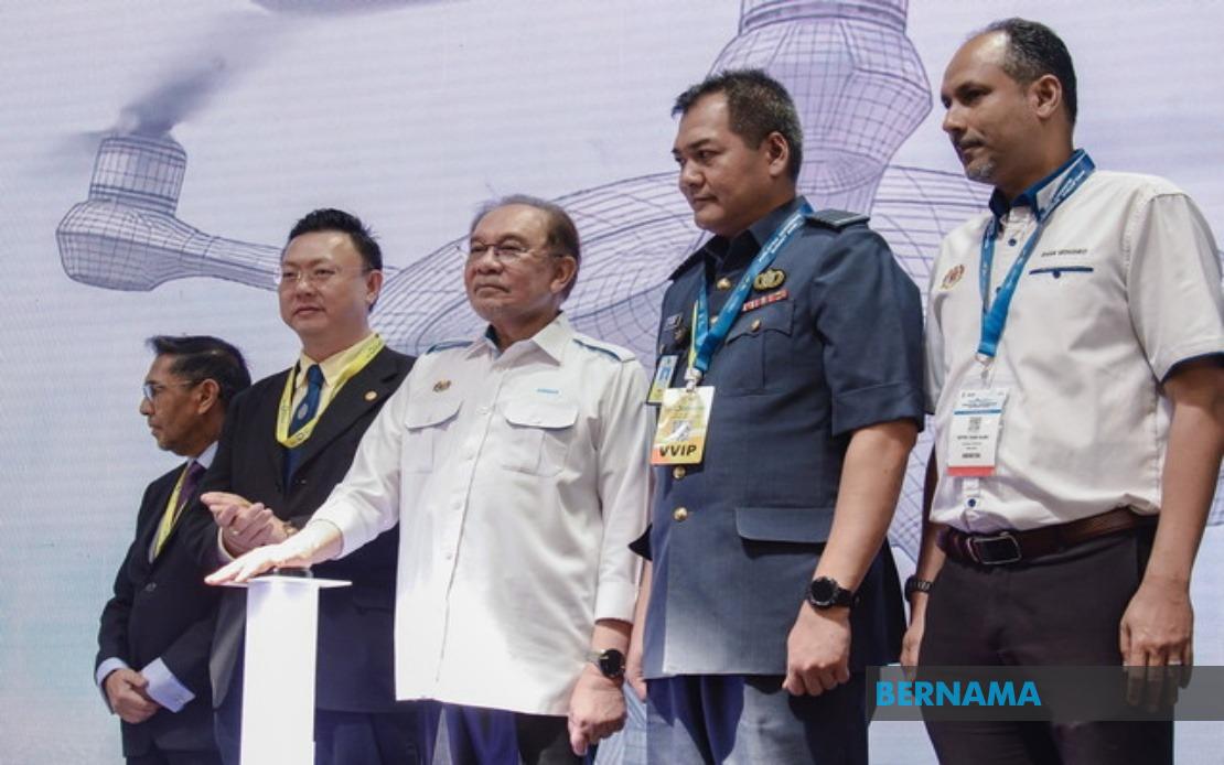 Malaysia Must Accelerate Drone Technology Development To Strengthen Economy, Says PM Anwar