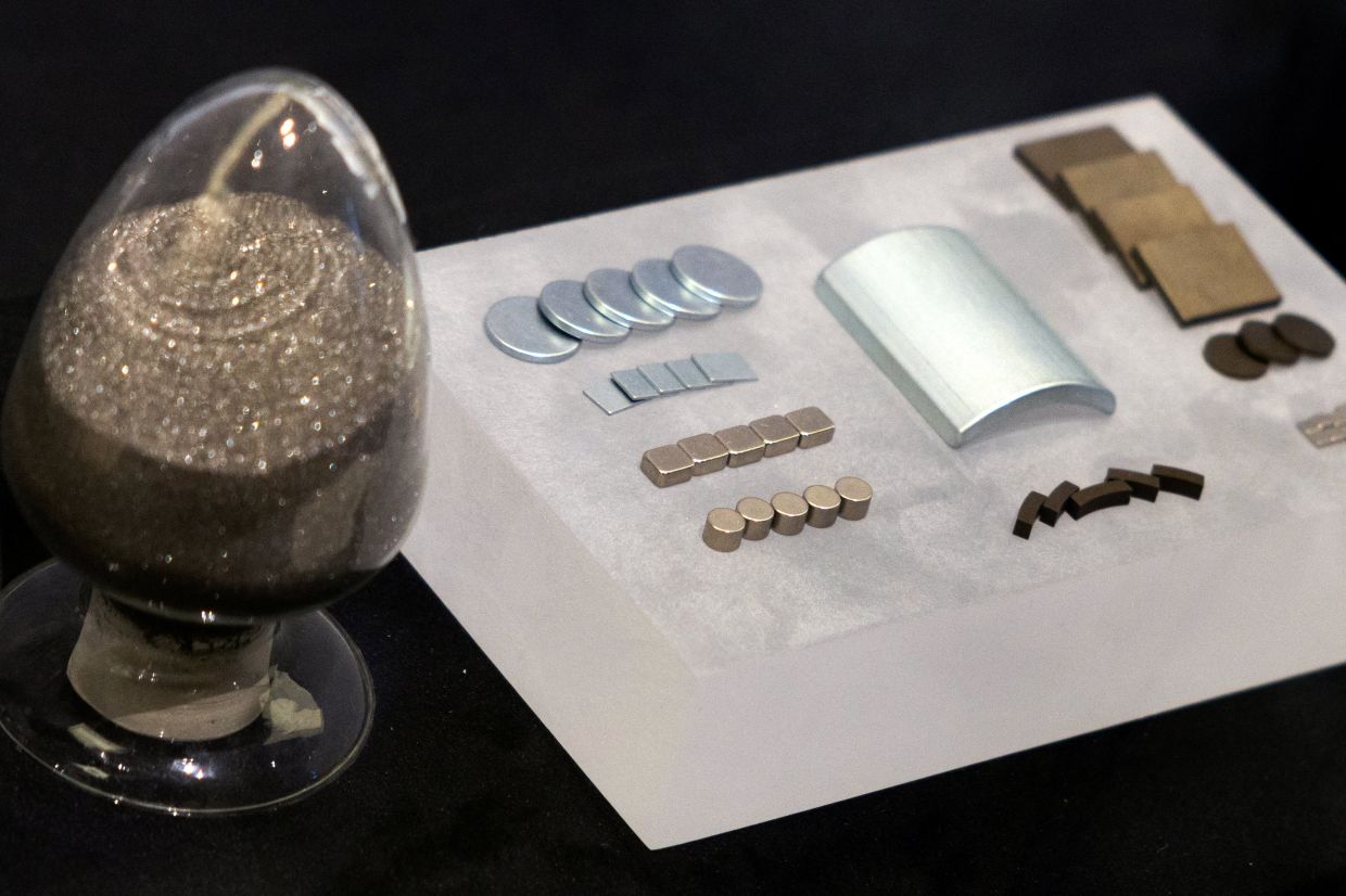 China Deepens Iran Scientific Ties With Rare Earth Exploration Programme