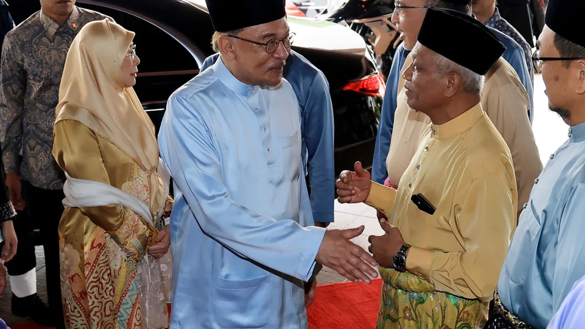 Anwar to Present Felda Forensic Audit Proposal to Cabinet