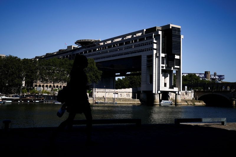 French Tax Authority Hit by Major Data Breach Affecting Hundreds of Thousands