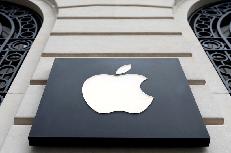 Apple streamlines EU app store fees with 5% commission on alternative marketplaces