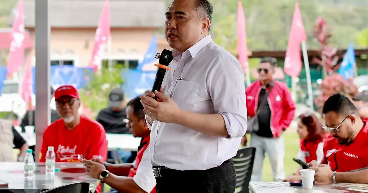 DAP's Dual-Role Gamble: Can Senior Leaders Really Balance State and Federal Seats?