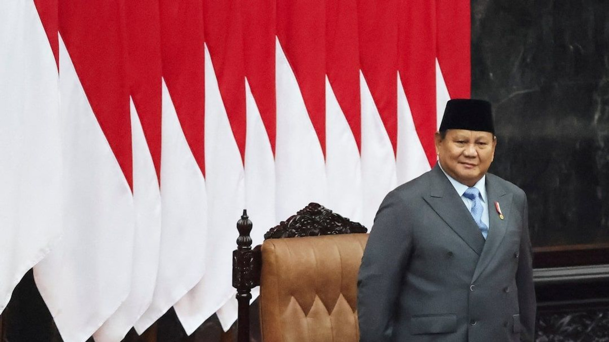 Prabowo Faces Critical Budget Test as Investor Confidence Erodes
