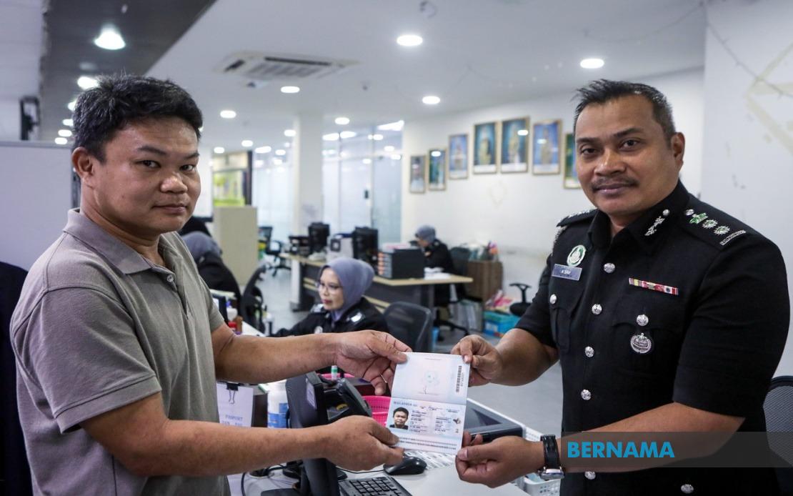 Perlis Launches Enhanced Malaysian International Passport with 94 Security Features