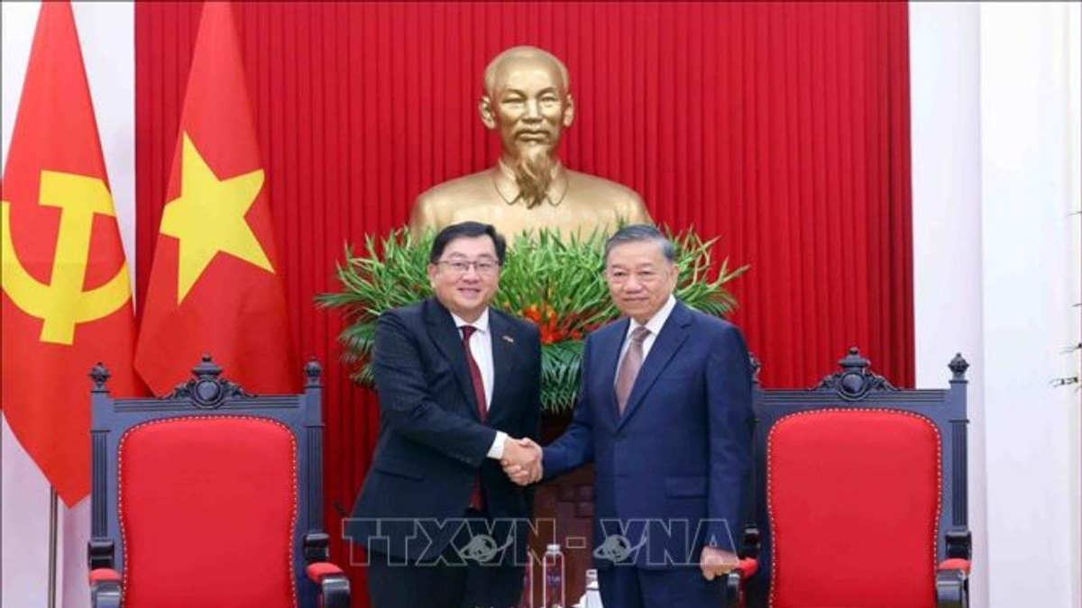 Vietnam-Malaysia Strategic Partnership Gains Momentum as Envoy Departs