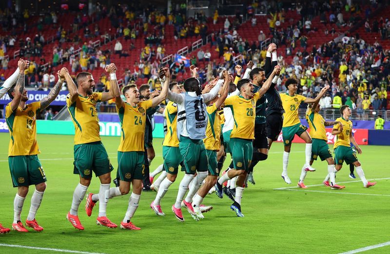 Australia Advance to World Cup Knockouts Despite Stalemate with Paraguay