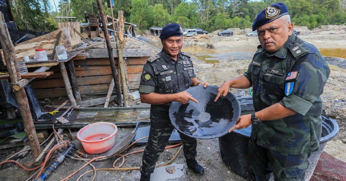 Police dismantle lucrative illegal gold mining operation in Terengganu yielding RM13,000 daily
