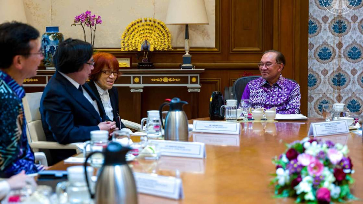 Anwar Meets Genron NPO Chief to Deepen Malaysia-Japan Strategic Partnership