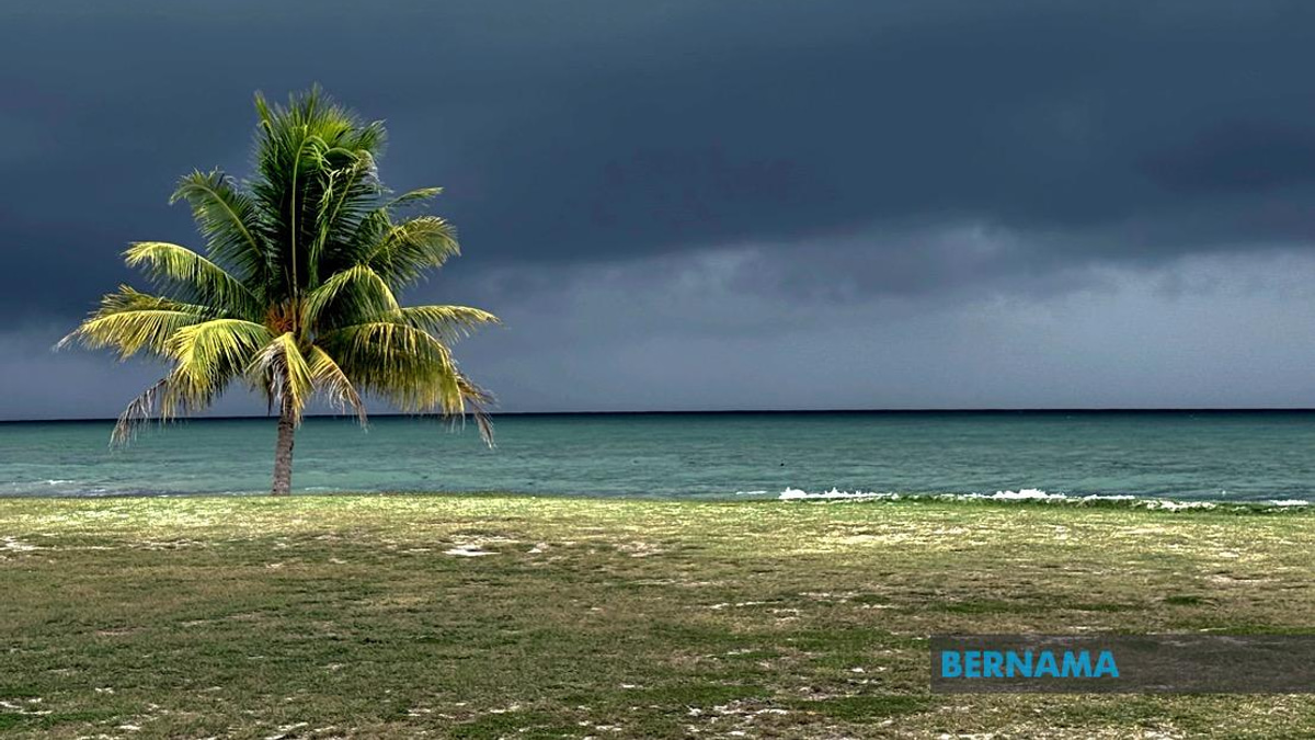 MetMalaysia Issues Severe Weather Alert for Five States as Thunderstorms Expected Through Evening