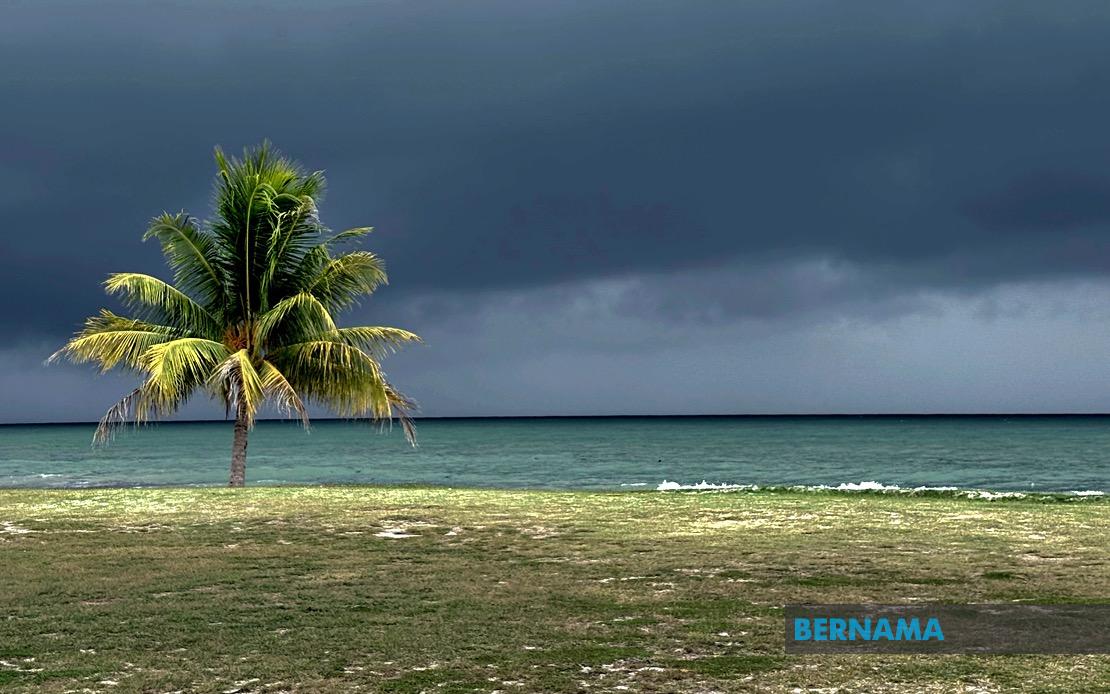MetMalaysia Issues Severe Weather Alert for Five States as Thunderstorms Expected Through Evening