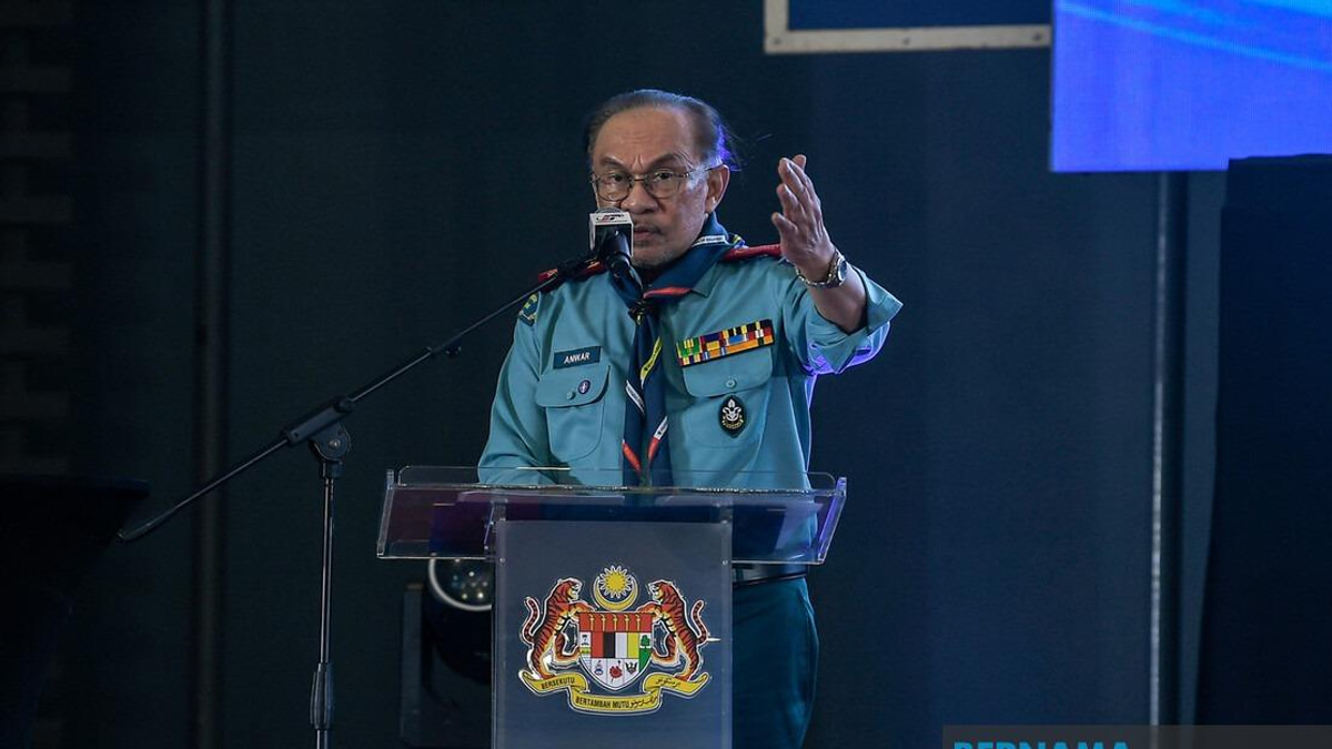 Language Unity, Not Rivalry, Says Anwar on Malay Proficiency Push