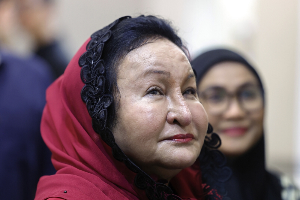 Najib Razak Set for Vascular Procedure as Wife Rosmah Confirms Health Update