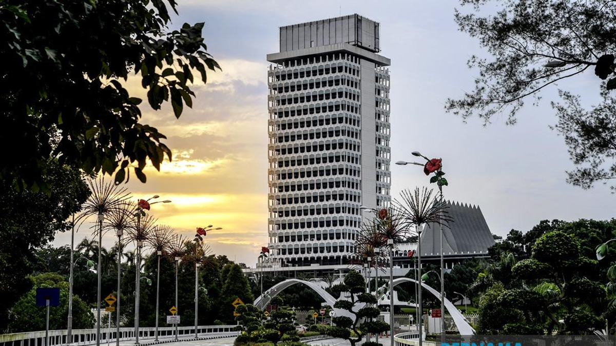 Parliament to Scrutinise Health Insurance Rules and EPF Retirement Adequacy