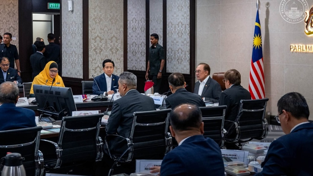 Federal-State Partnership Essential for Malaysia's Climate Action Plan, Says Anwar