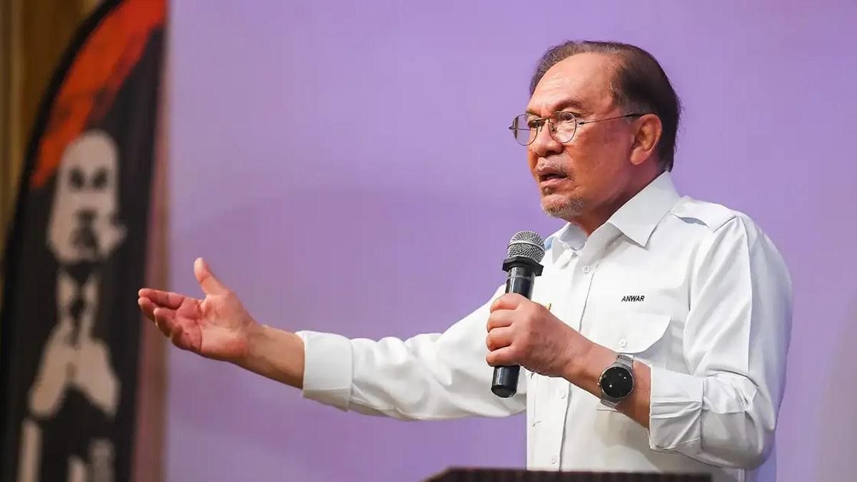 Anwar Accuses 'Free Najib' Movement of Dragging Pakatan Harapan into Johor Election