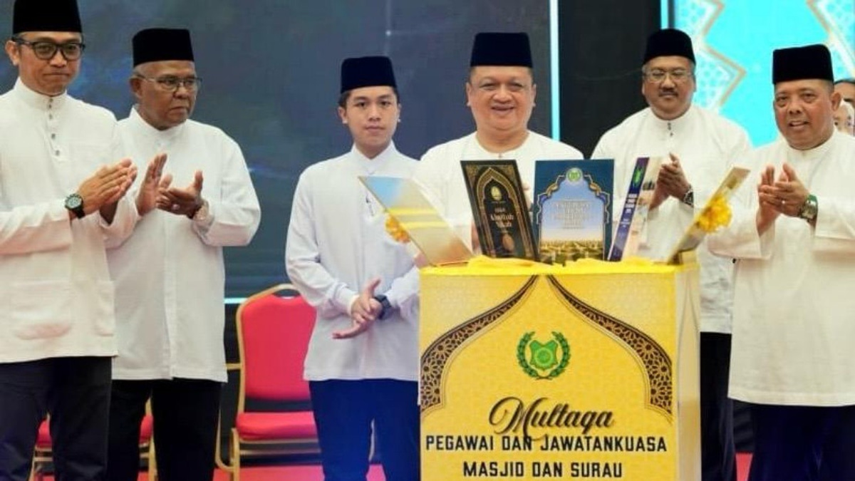 Perlis Raja Muda Calls for Professional, Transparent Management of Mosques and Suraus