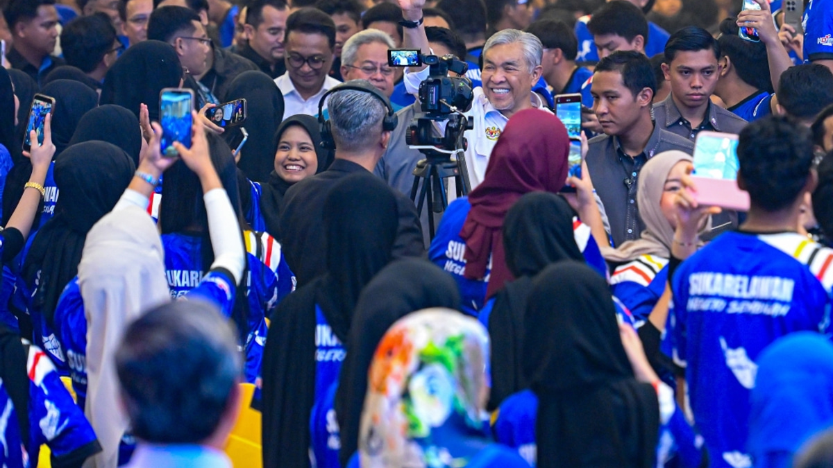Zahid Supports Police Probe Into Vote-Buying Allegations in Negeri Sembilan Election Campaign