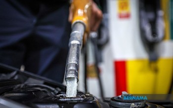 Malaysia's Fuel Subsidy Bill Could Hit RM3.5 Billion Monthly if Oil Stays Above US$90