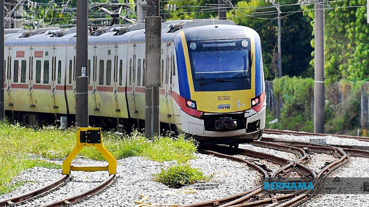 Construction Mishap Cripples KTM and ETS Rail Services in Klang Valley