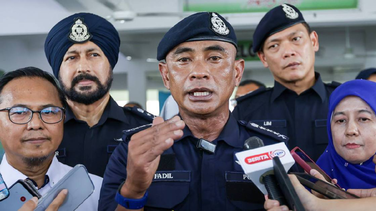 Dozen men held after violent clash erupts at Cheras mall parking area