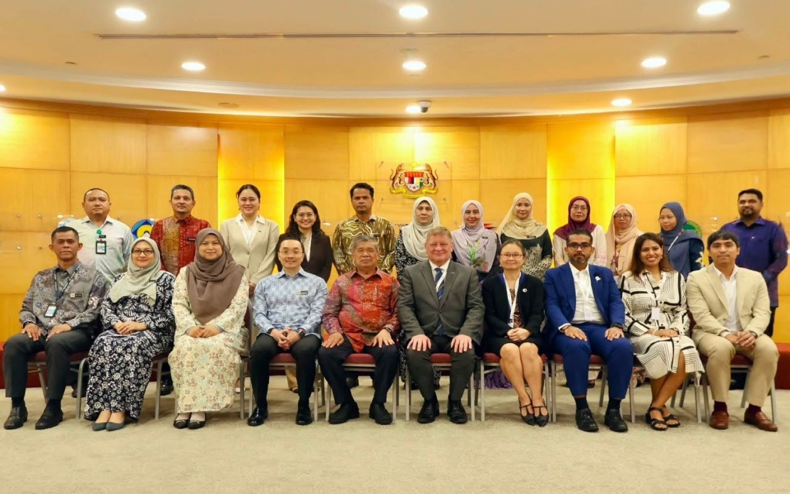 Agriculture Minister Mohamad Sabu Meets EU-ASEAN Business Council on Food Security and Trade