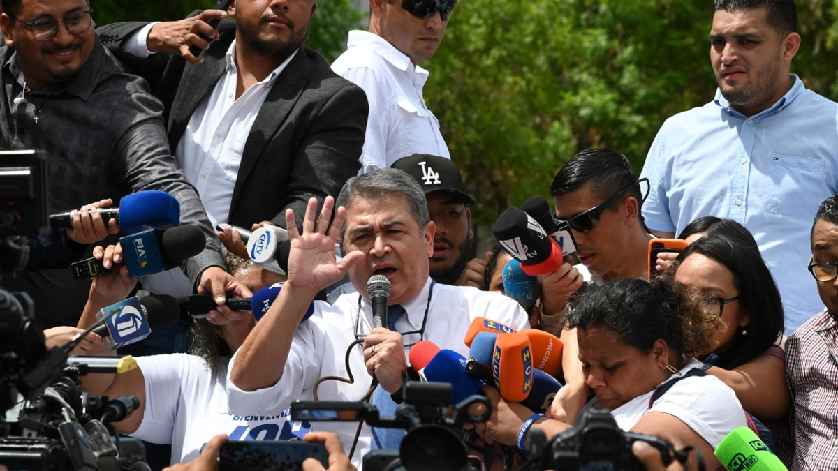 Honduran Ex-President Freed to Stand Trial on Corruption Charges Despite US Drug Trafficking Pardon