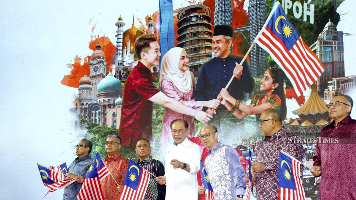 Anwar to defend KWAP's controversial eFishery stake before parliament