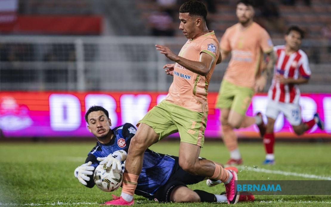 KL City's Unprecedented Crisis: Six-Goal Defeat Marks Darkest Day for Dollah Salleh