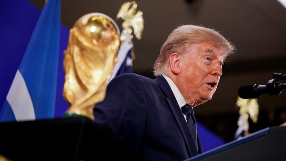 Trump Returns to World Cup Final Spotlight Amid Officiating Controversy and 2038 Hosting Ambitions