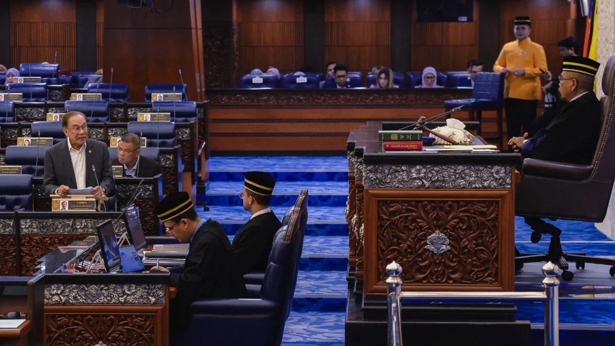 Election Commission to scrutinise caretaker governments' financially significant decisions, Anwar confirms