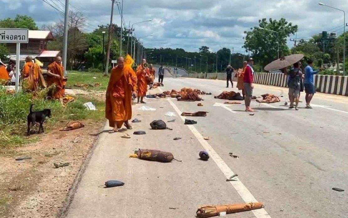 Eight Buddhist Monks Killed in Thailand Truck Collision During Religious Pilgrimage