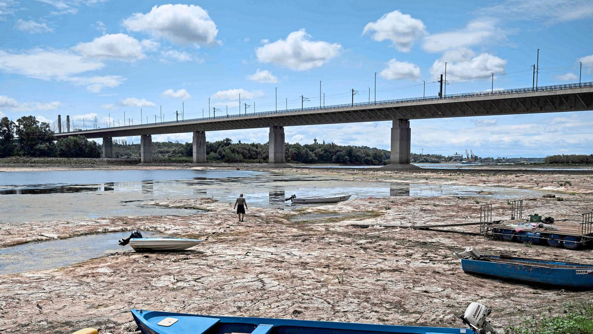 Danube River hits record lows as drought grips Central Europe, disrupting shipping and power generation