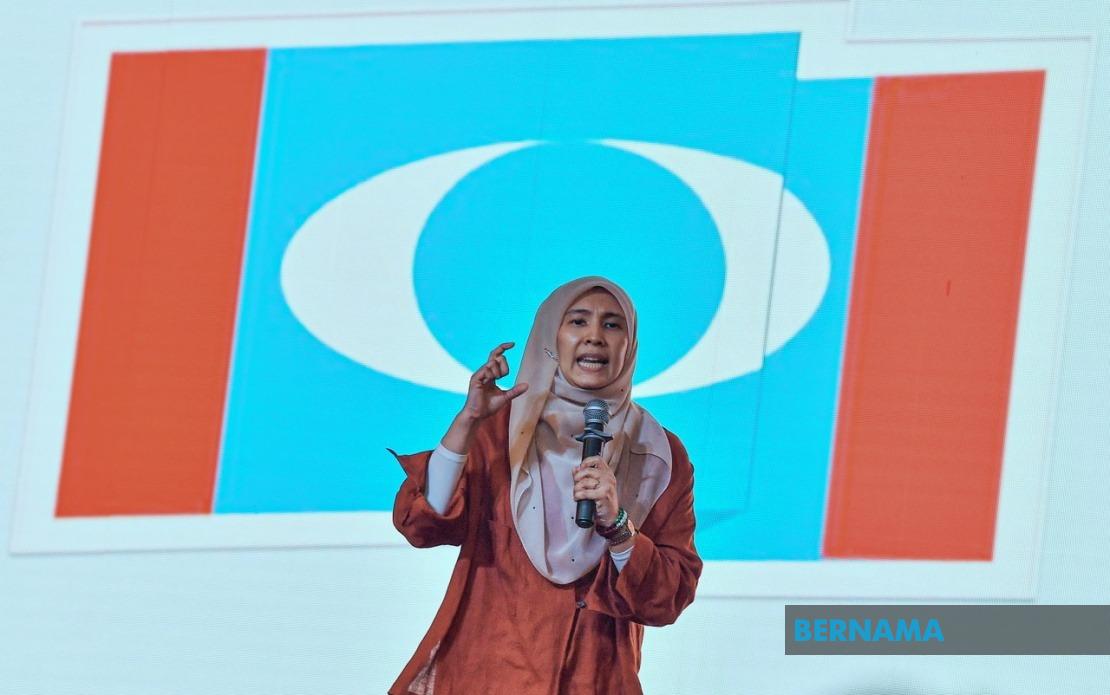 PKR's Nurul Izzah Steps Back as Deputy President, Saifuddin Takes Interim Role