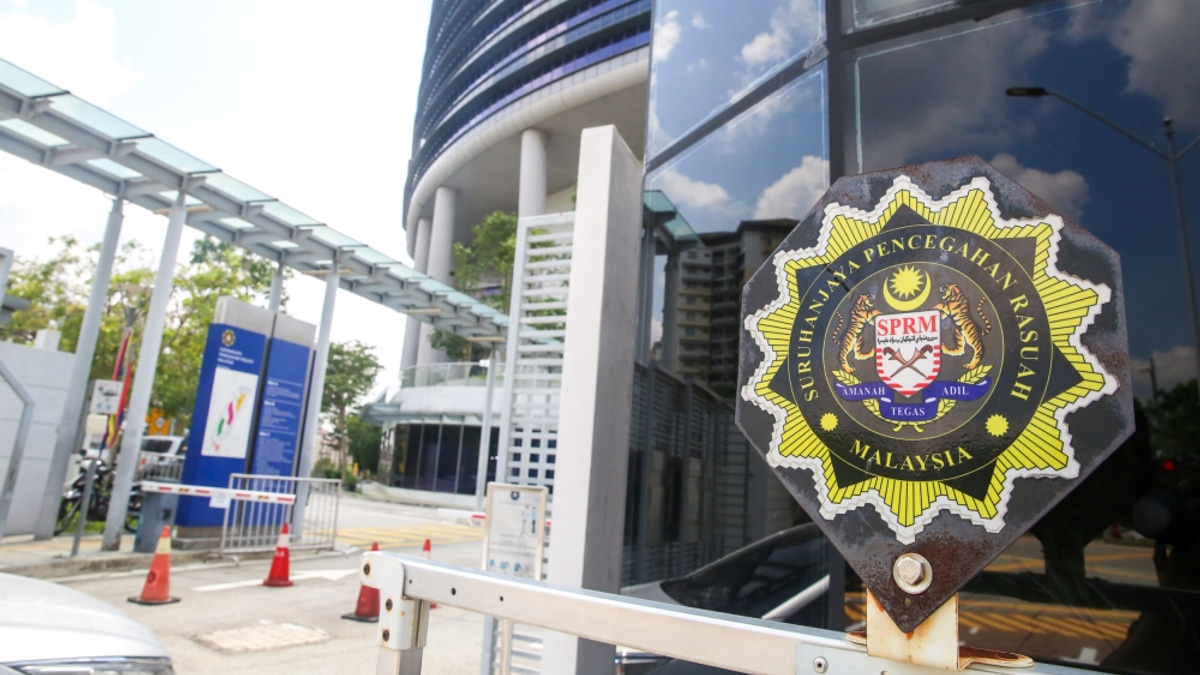Former Civil Servant Held by Anti-Corruption Agency Over RM300,000 Aid Fraud Scheme