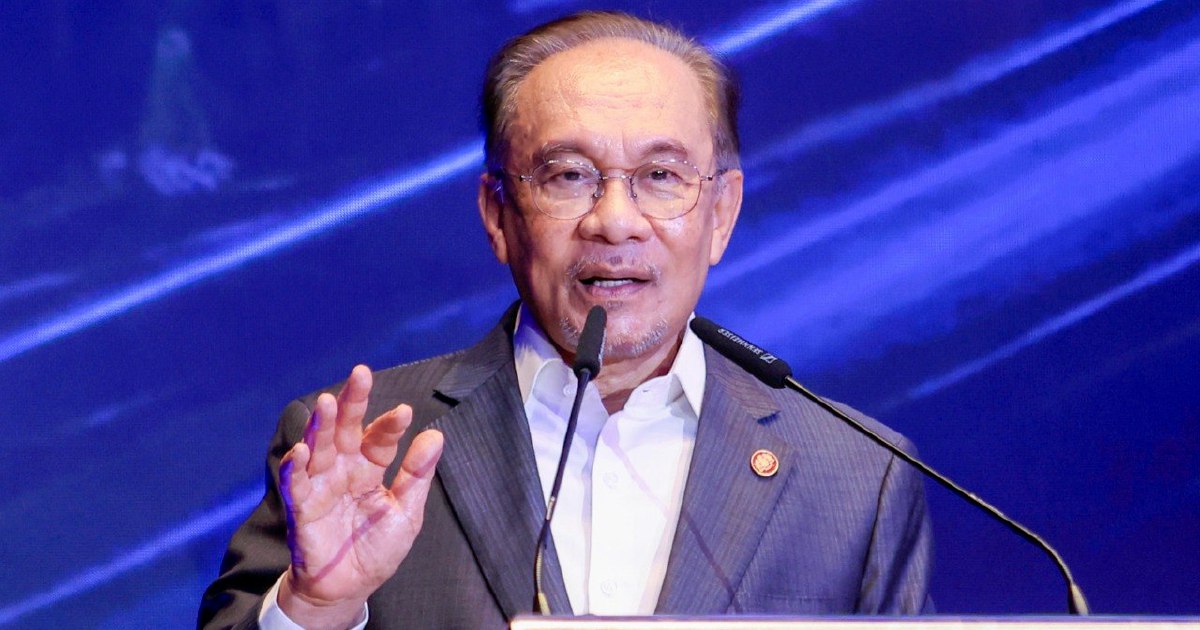 Prime Minister Datuk Seri Anwar Ibrahim Undergoing Medical Examinations