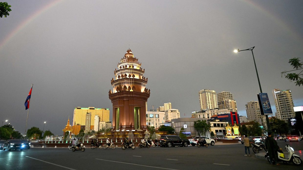 Malaysia's Political Landscape Roils as Budget Defences Mount and Election Dramas Unfold