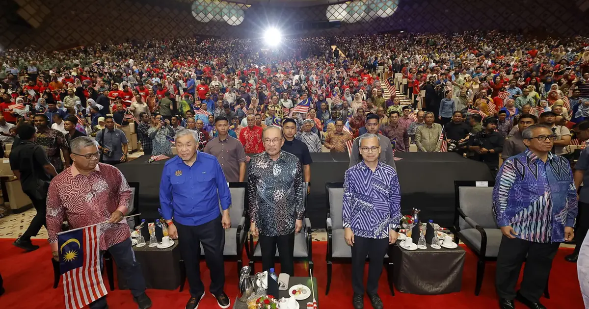 Anwar Pledges Return of Seized Billions to Malaysian People